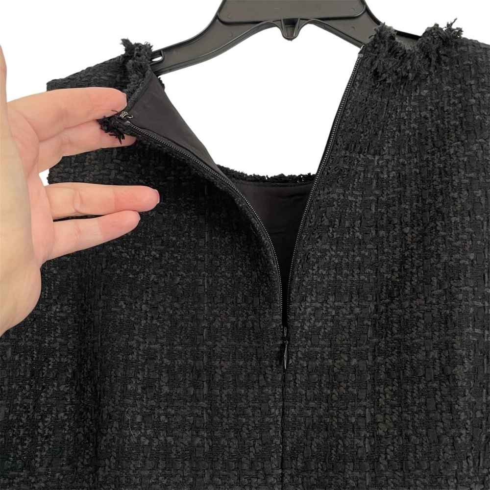 Talbots Textured Tweed Sheath Dress
Sleeveless Black Fringe Detail Lined, Size 8 - Picture 7 of 9